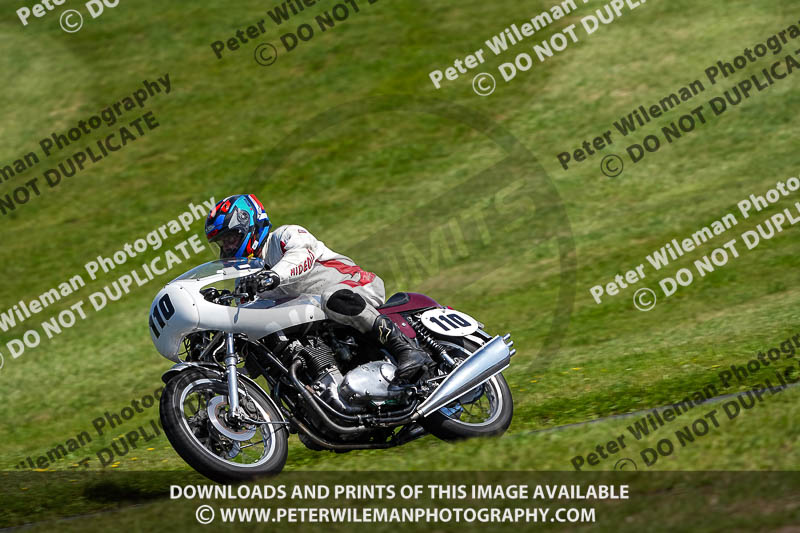 Vintage motorcycle club;eventdigitalimages;mallory park;mallory park trackday photographs;no limits trackdays;peter wileman photography;trackday digital images;trackday photos;vmcc festival 1000 bikes photographs